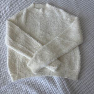 Vestique Cream Mockneck Sweater